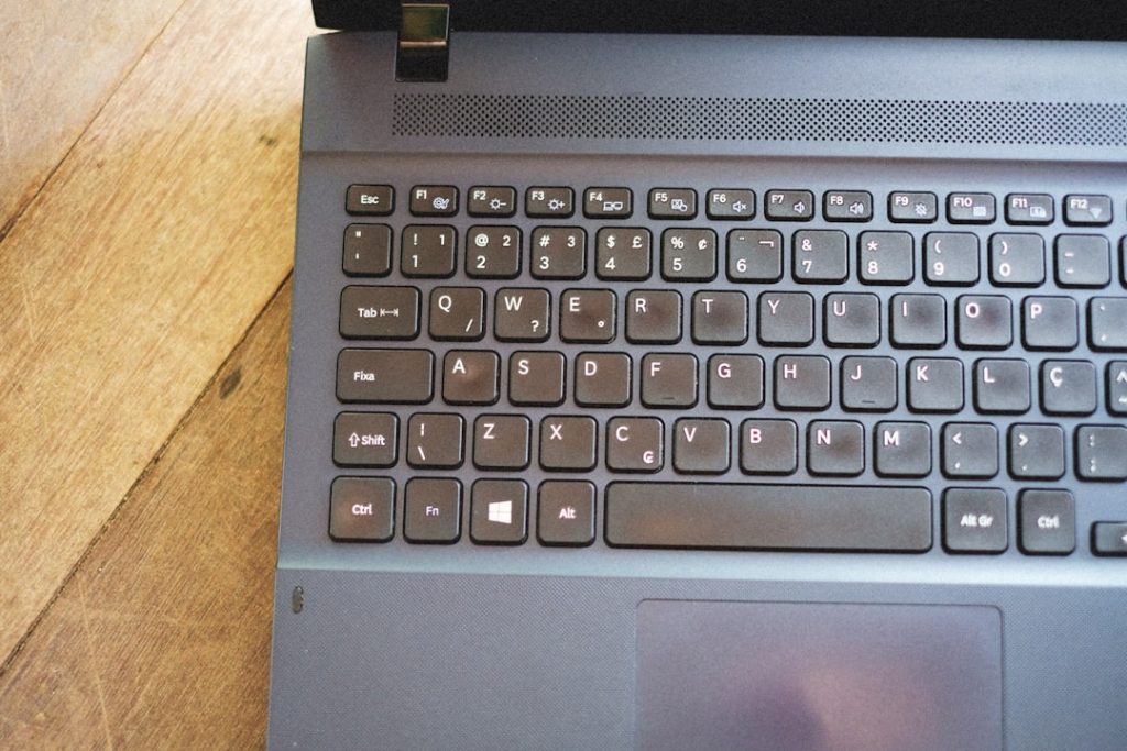 Photo Laptop screen stains