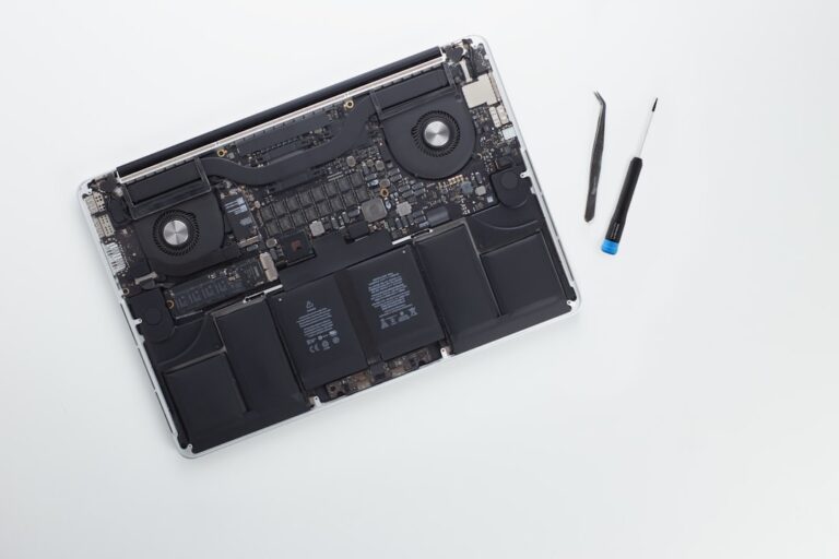 Photo Faulty laptop components